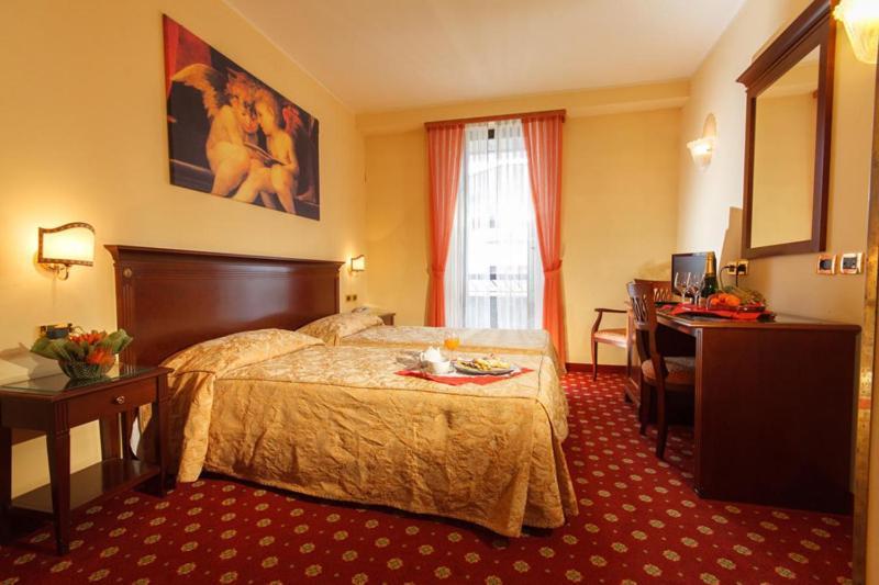 Hotel Mistrello Di Savoia Borgo Val di Taro Zewnętrze zdjęcie