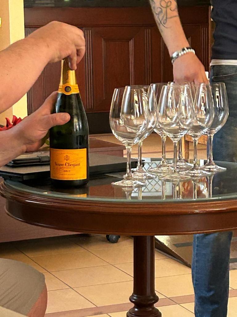 Hotel Mistrello Di Savoia Borgo Val di Taro Zewnętrze zdjęcie